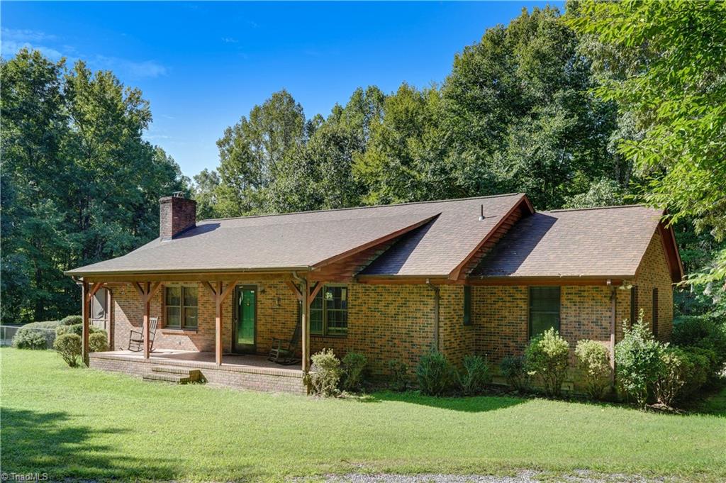 800 Dairy Road Reidsville, NC 27320 - Photo 1 of 38 Gallery Image 1