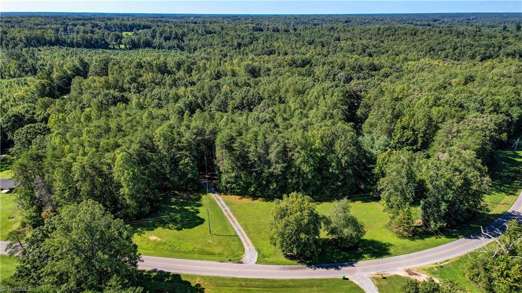 800 Dairy Road Reidsville, NC 27320 - Photo 6 of 38 Gallery Image 6