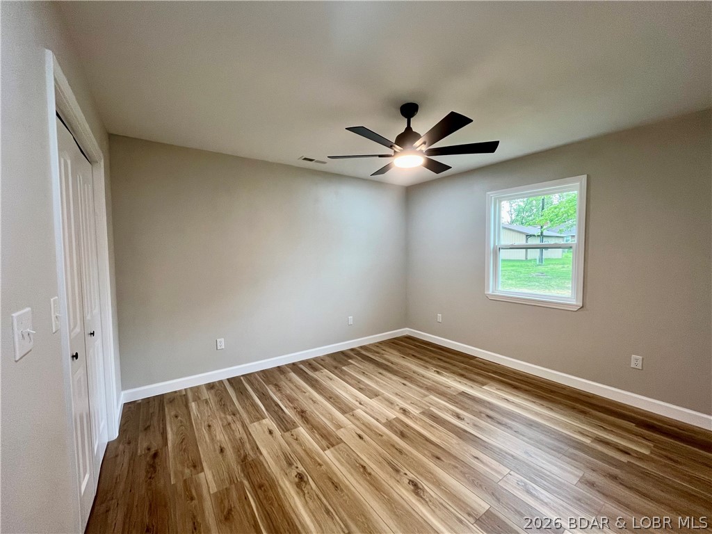 602 West 4th Street Stover, MO 65078 - Photo 23 of 33 Guest bed 1