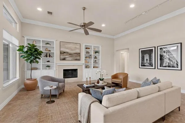 $899,900 | 8708 Crestview Drive, Denton, TX 76207