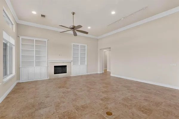 $899,900 | 8708 Crestview Drive, Denton, TX 76207
