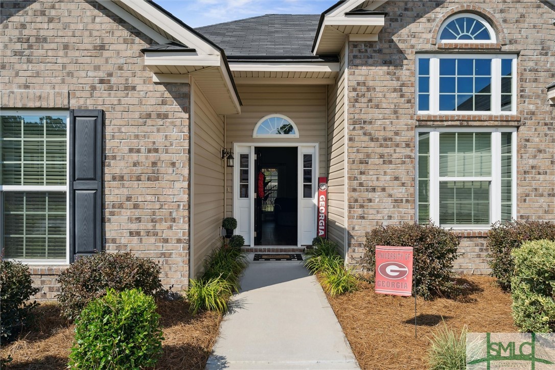 159 Carlisle Way Savannah, GA 31419 - Photo 3 of 41 You’ll find plenty of shopping and dining options