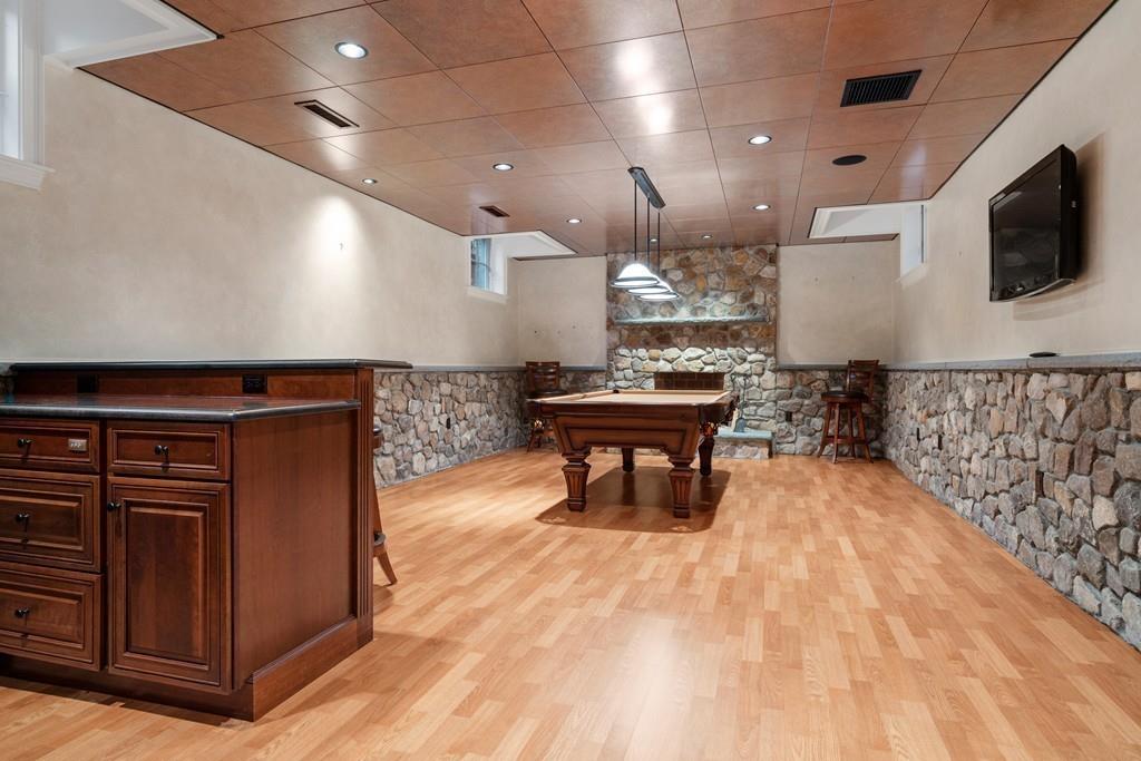 20 Beaver Road Weston, MA 02493 - Photo 31 of 39