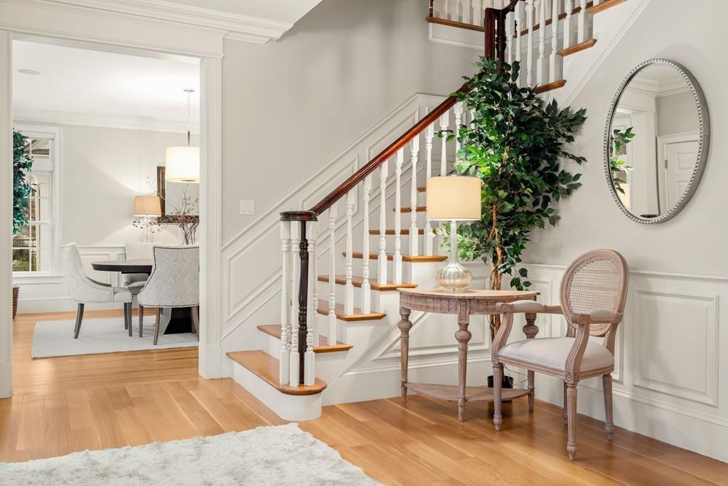 20 Beaver Road Weston, MA 02493 - Photo 4 of 39