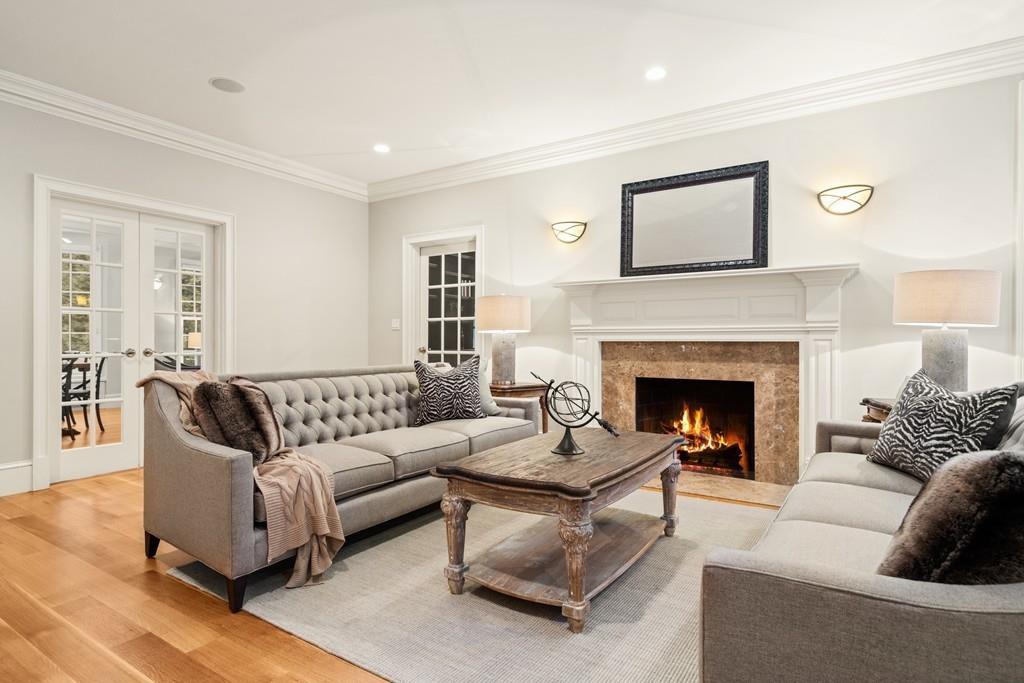 20 Beaver Road Weston, MA 02493 - Photo 6 of 39