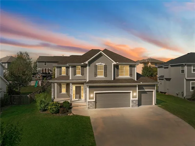 $515,000 | 25336 West 149th Place, Olathe, KS 66061