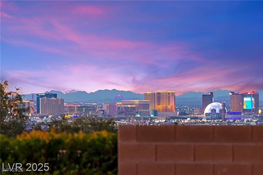 2495 Kaymin Ridge Road Henderson, NV 89052 - Photo 12 of 84