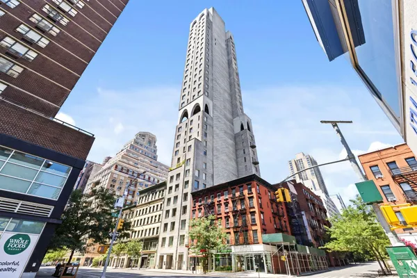 $4,950,000 | 180 East 88th Street, Unit 10A | Upper East Side