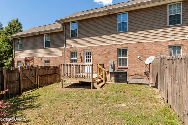 $1,700 | 202 Clover Court, Aberdeen, NC 28315