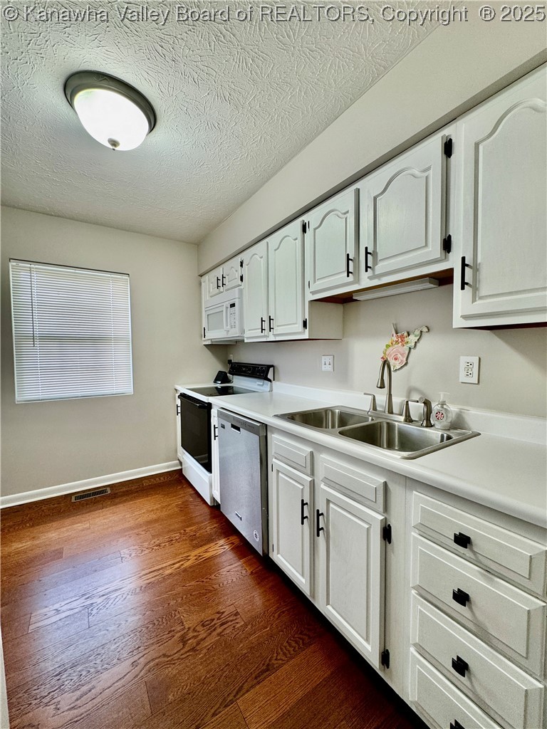 4114 Riverside Drive Huntington, WV 25705 - Photo 8 of 28 Gallery Image 8