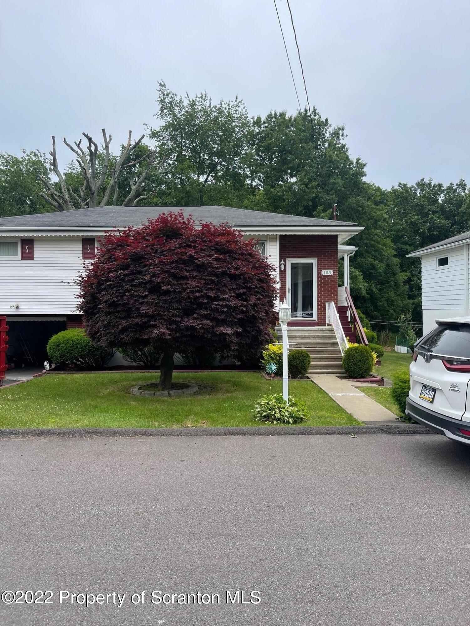 103 Monterey Road Scranton, PA 18505 - Photo 3 of 19 Gallery Image 3