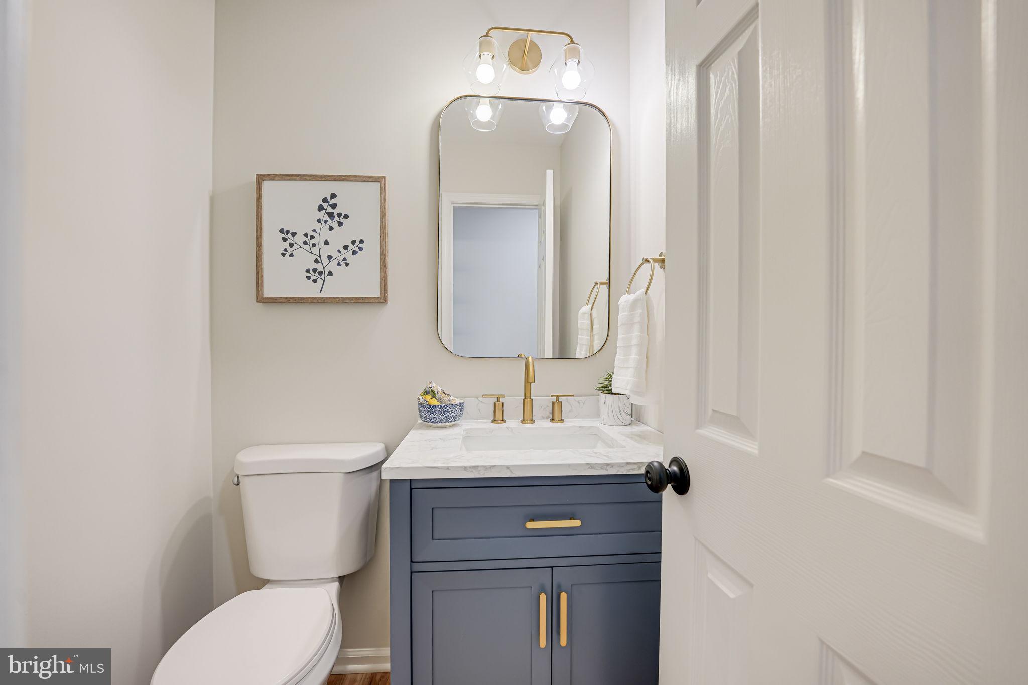 11615 Deer Forest Road Reston, VA 20194 - Photo 9 of 59 renovated half bath