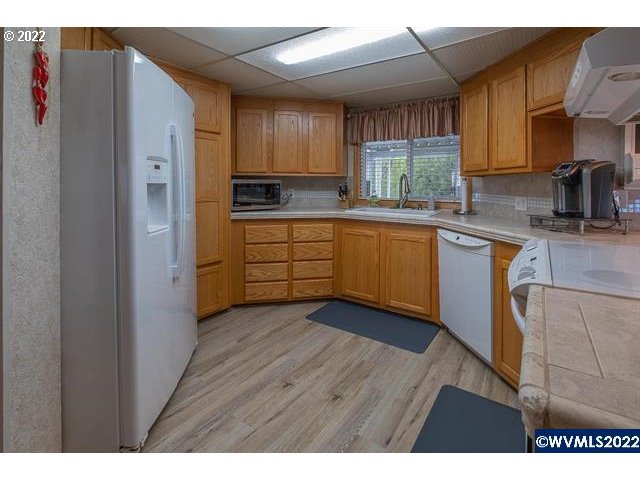 5422 Portland Road Northeast, Unit 94 Salem, OR 97305 - Photo 5 of 32 Gallery Image 5