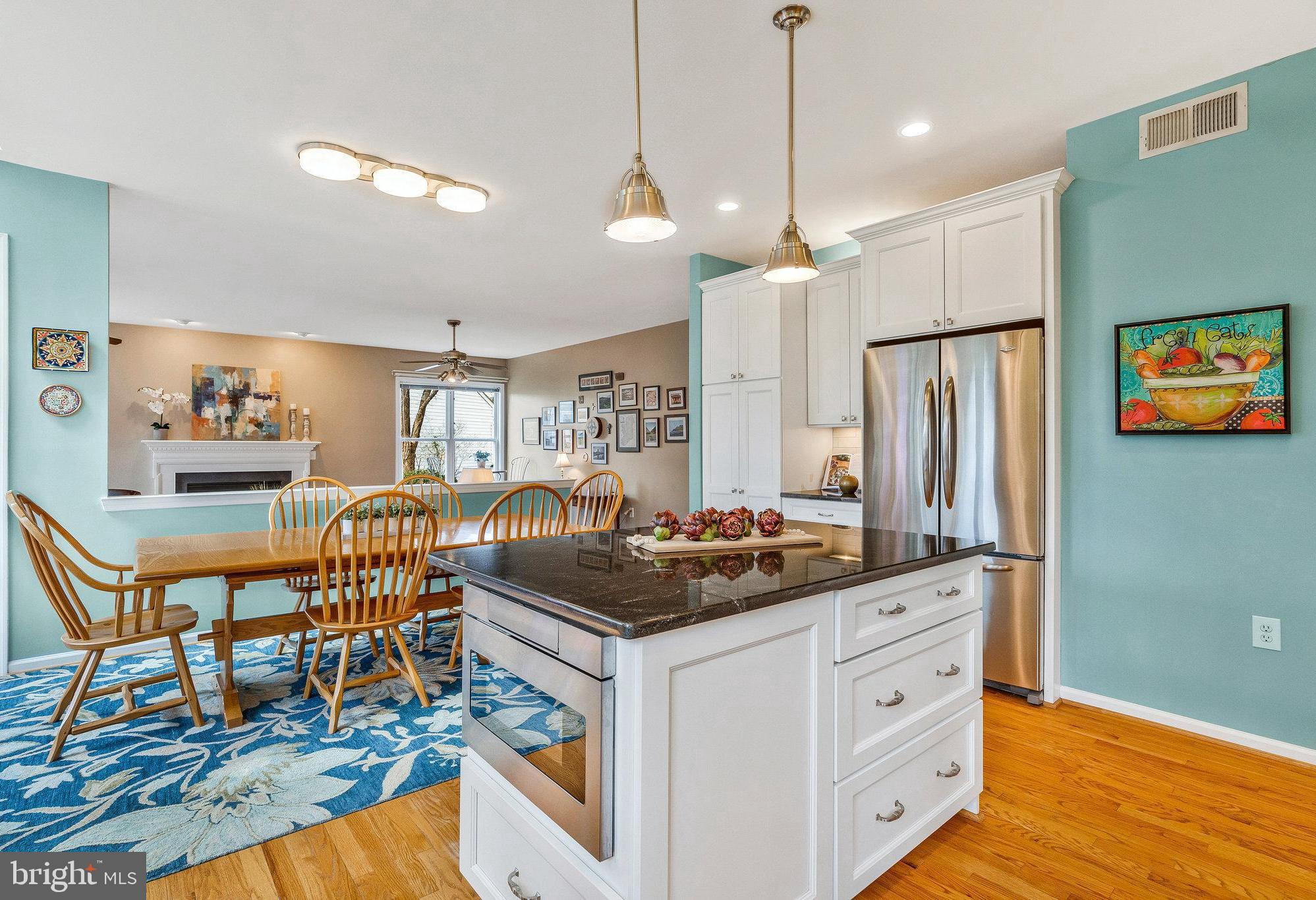 46865 Backwater Drive Sterling, VA 20164 - Photo 11 of 53 Large center island