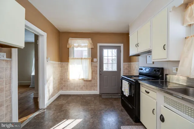 $275,000 | 2215 Main Street, Mohrsville, PA 19541