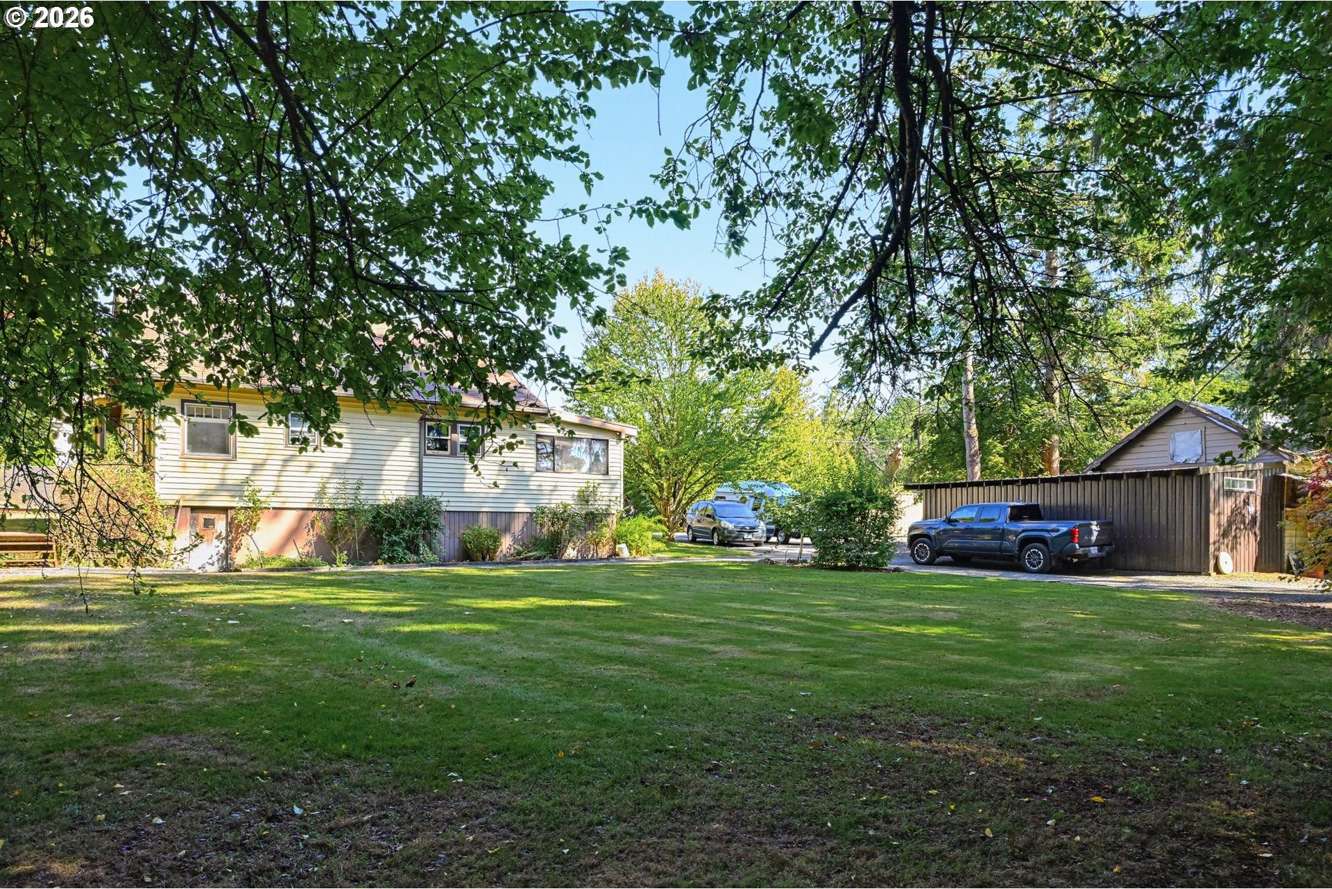 16990 Southeast Foster Road Gresham, OR 97080 - Photo 6 of 41 Gallery Image 6