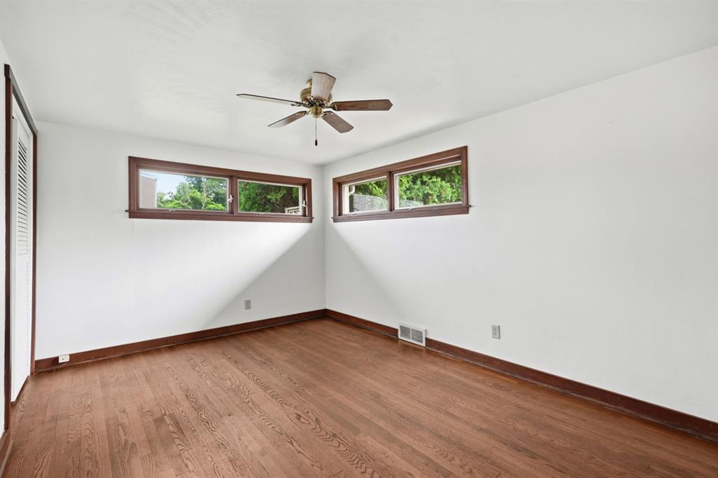 2913 Conway Wallrose Road Baden, PA 15005 - Photo 20 of 46