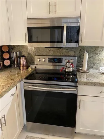 $5,000 | 21135 Helmsman Drive, Unit O12, Miami, FL 33180