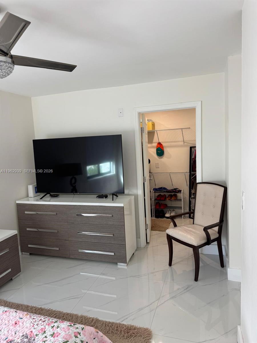 19234 Southwest 121st Court Miami, FL 33177 - Photo 33 of 41