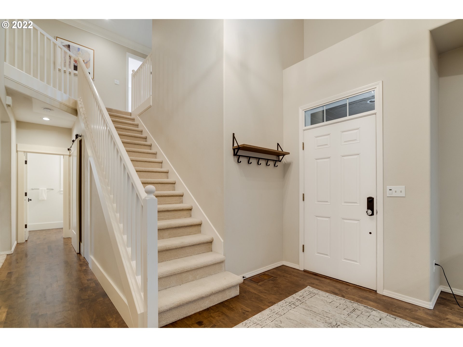4227 South Pendleton Street Portland, OR 97221 - Photo 19 of 32 Staircase