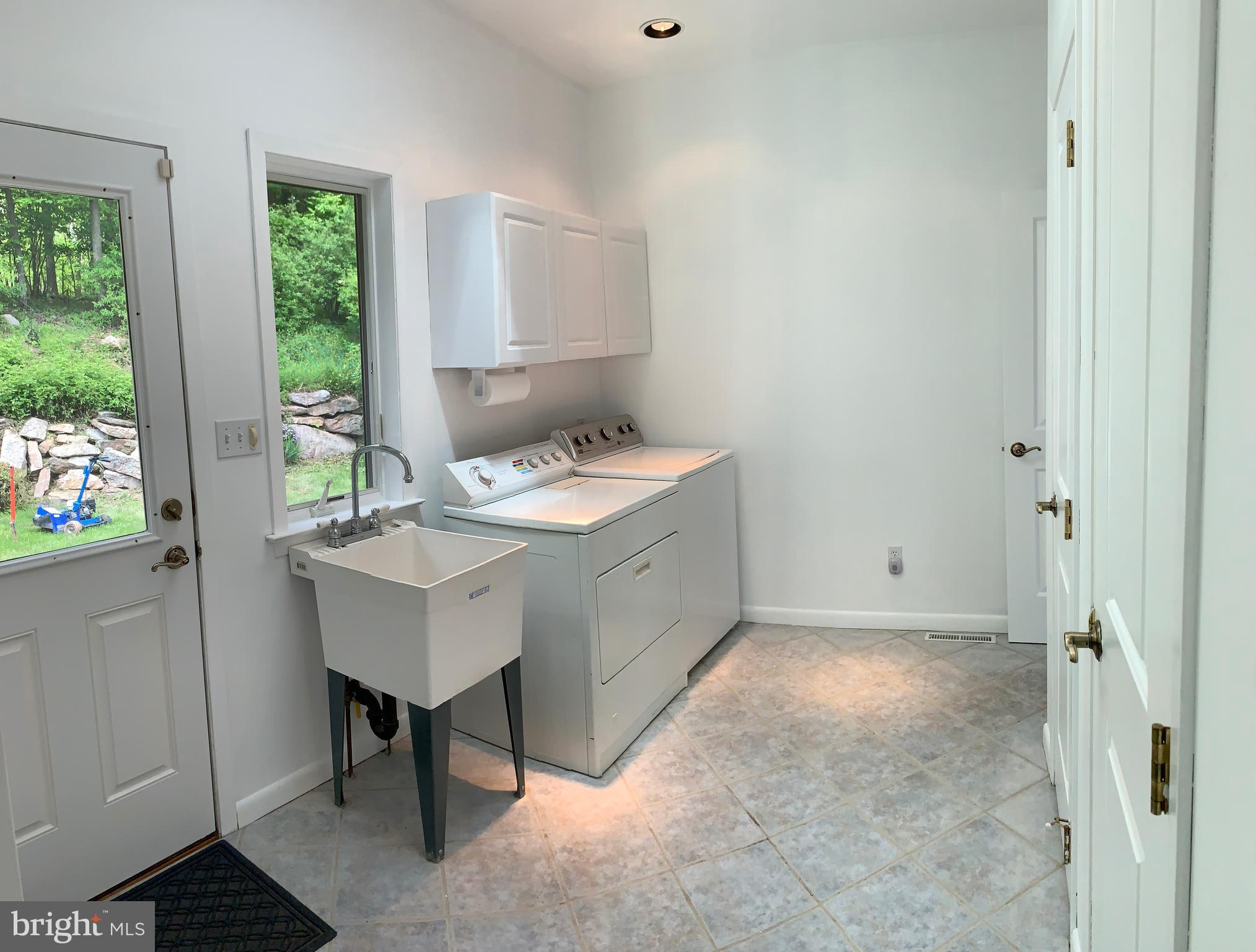 560 Hemlock Road Tamaqua, PA 18252 - Photo 37 of 45 Gallery Image 37