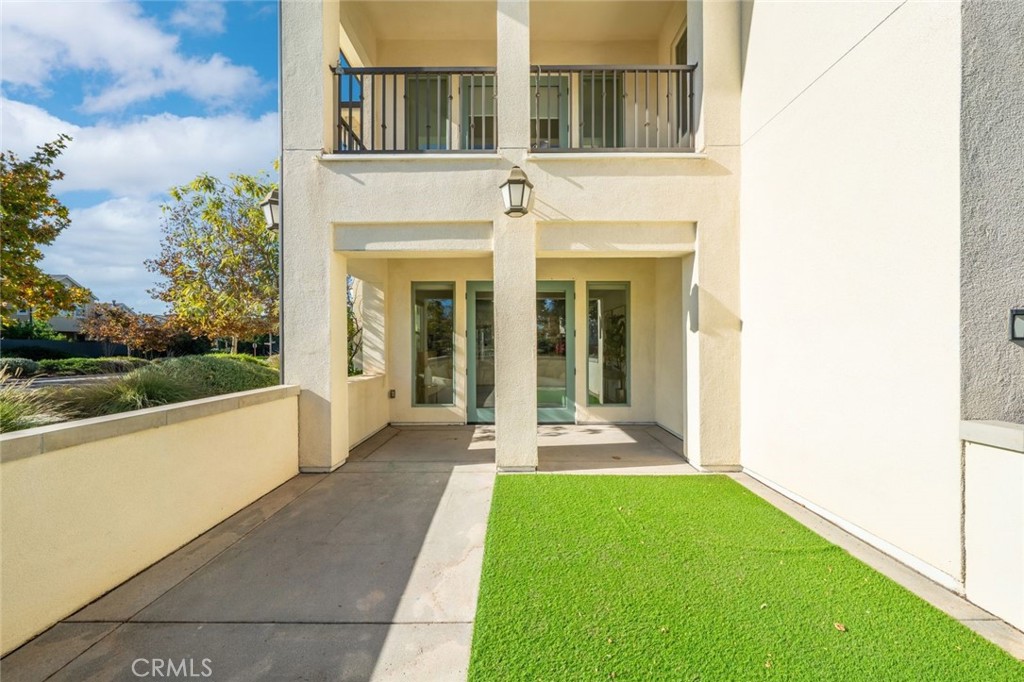 148 Follyhatch Irvine, CA 92618 - Photo 31 of 33 a front view of a house with a yard