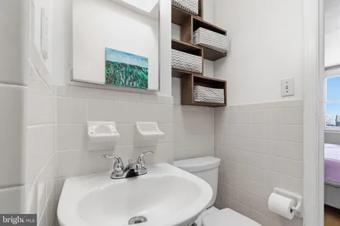 $265,000 | 161 East Fariston Drive, Philadelphia, PA 19120
