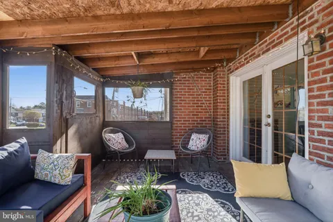 $265,000 | 161 East Fariston Drive, Philadelphia, PA 19120