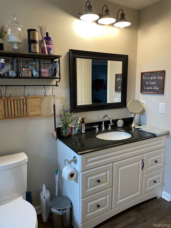 22271 Derby Road Woodhaven, MI 48183 - Photo 11 of 23