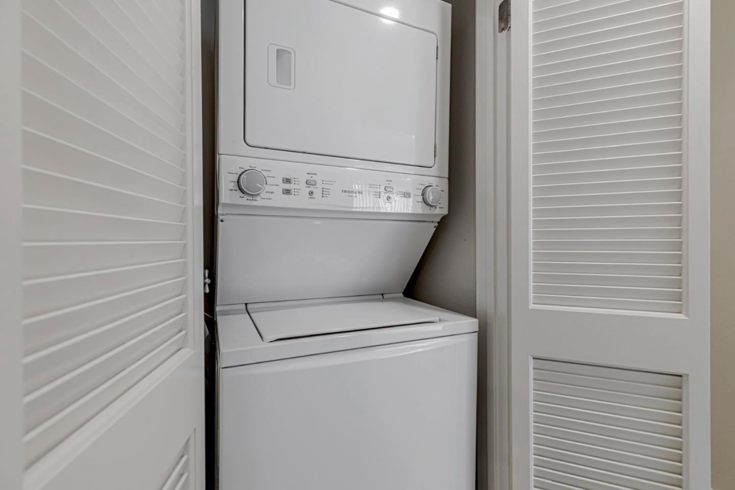 144 South 3rd Street, Unit 433 San Jose, CA 95112 - Photo 42 of 66 a view of bathroom with washer and dryer