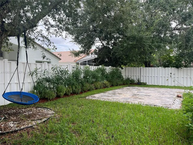 $4,200 | 13244 Northwest 12th Street, Pembroke Pines, FL 33028
