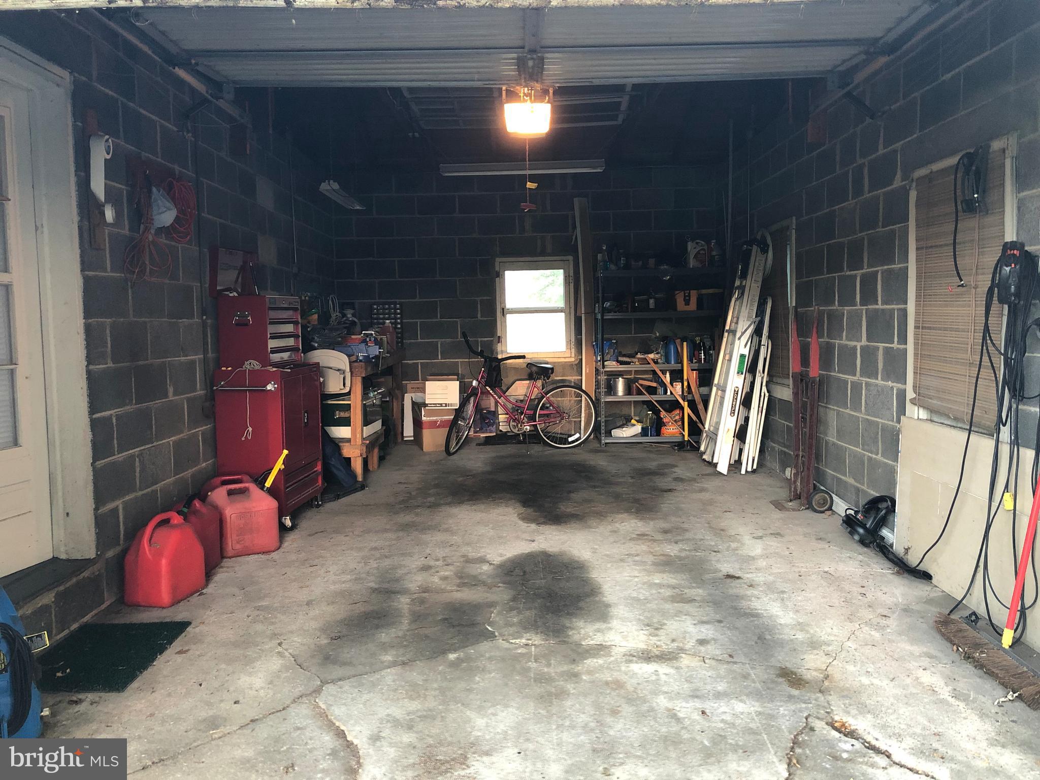 83 East Amwellbury Road Salem, NJ 08079 - Photo 4 of 24 Garage Interior