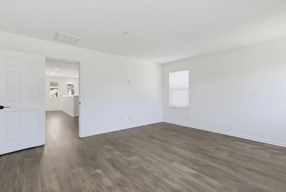 1013 Crestline Road San Marcos, CA 92069 - Photo 31 of 58 Primary Bedroom