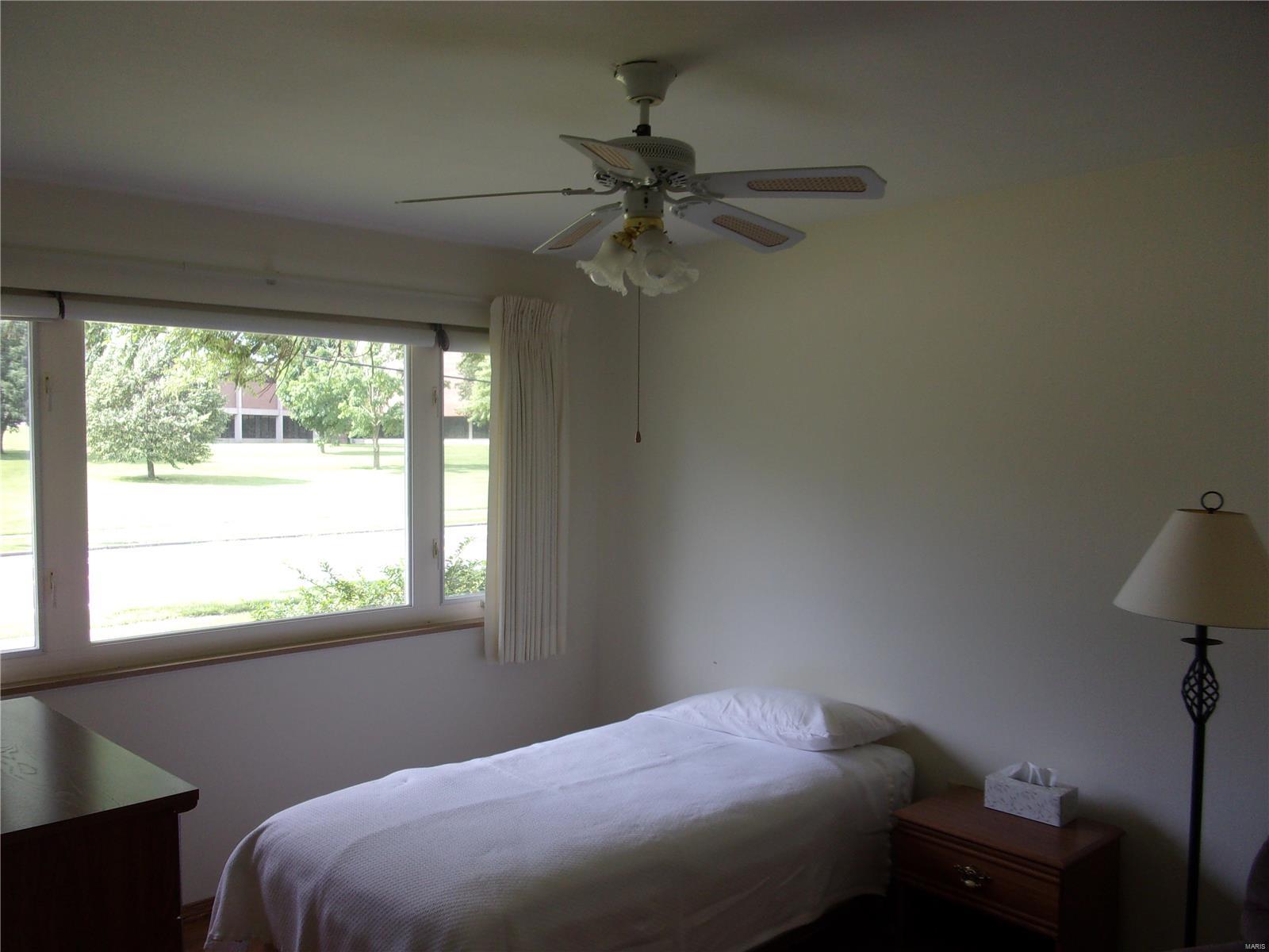 3045 Parker Road Florissant, MO 63033 - Photo 10 of 17 Gallery Image 10