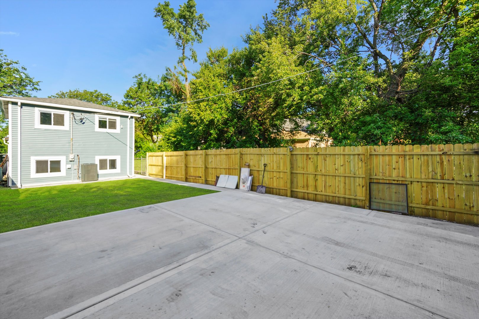 5151 South Emerald Avenue Chicago, IL 60609 - Photo 9 of 24 a view of a backyard