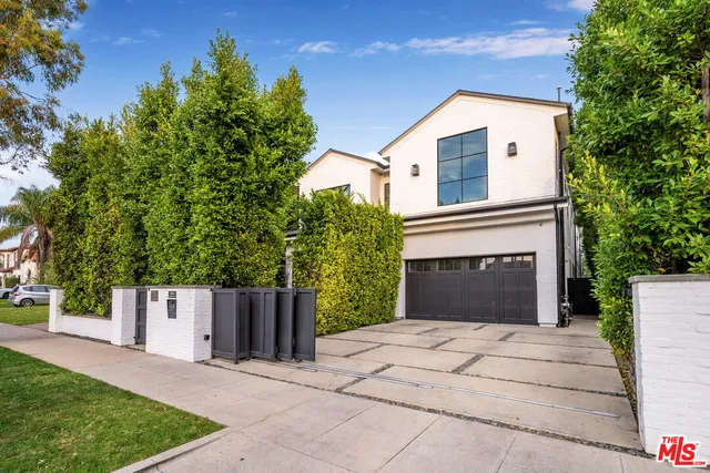 $5,000,000 | 320 North Alta Vista Boulevard, Los Angeles, CA 90036