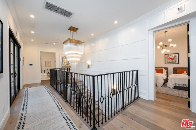 $5,000,000 | 320 North Alta Vista Boulevard, Los Angeles, CA 90036