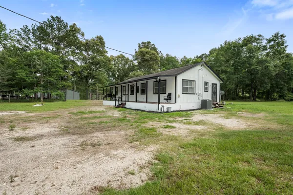 $1,800 | 541 Trails End Drive, Cleveland, TX 77328