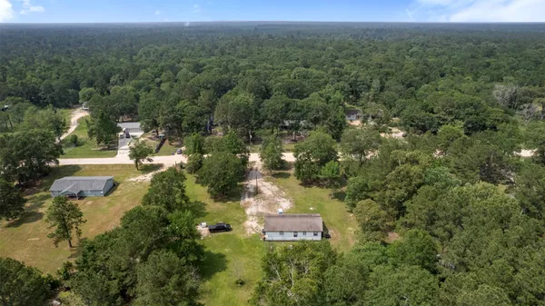 $1,800 | 541 Trails End Drive, Cleveland, TX 77328