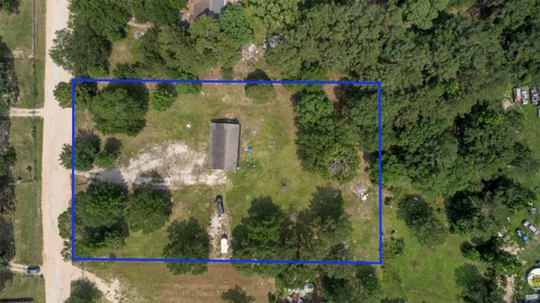 $1,800 | 541 Trails End Drive, Cleveland, TX 77328