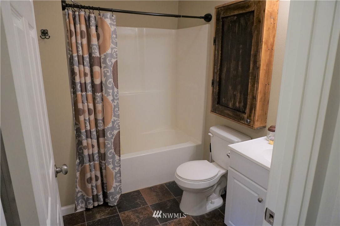 2547 Southeast Spring Creek Road Port Orchard, WA 98367 - Photo 22 of 24 Gallery Image 22