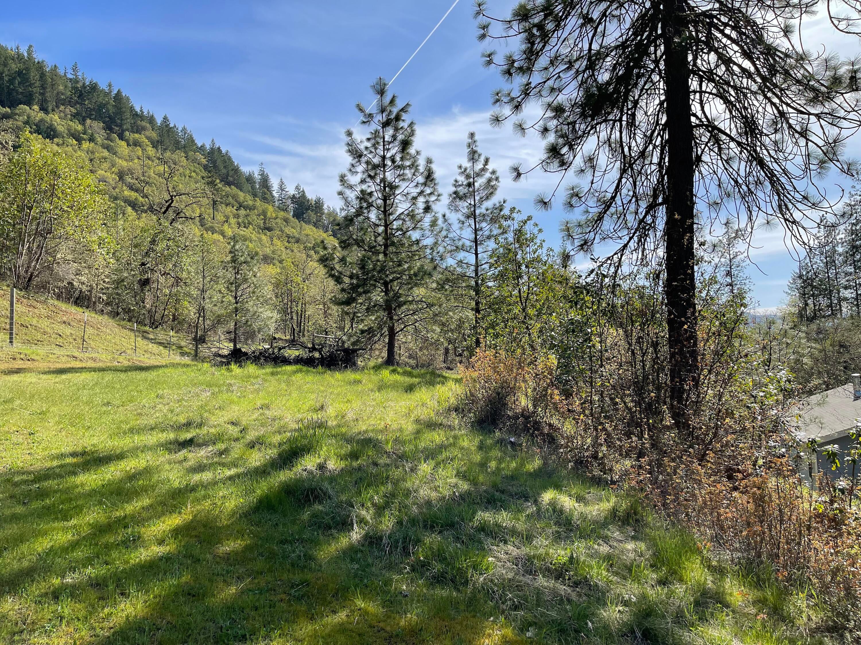 2950 Wards Creek Road Rogue River, OR 97537 - Photo 22 of 25 Wards 25
