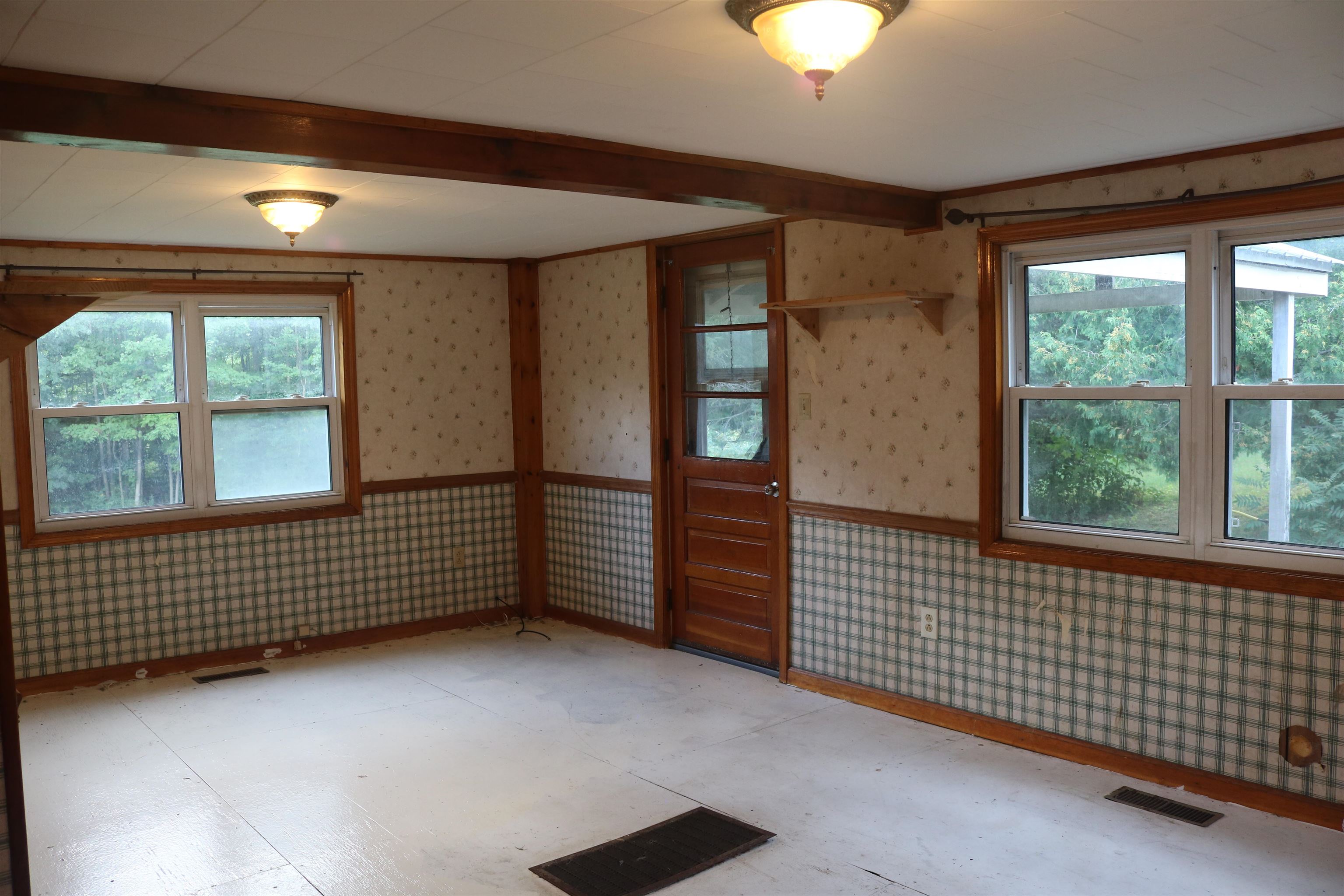 1675 Highway 78 Sheldon, VT 05457 - Photo 11 of 28