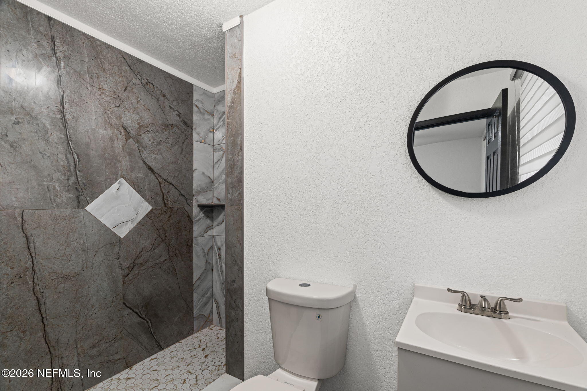 7032 Deauville Road Jacksonville, FL 32205 - Photo 21 of 43 master bath