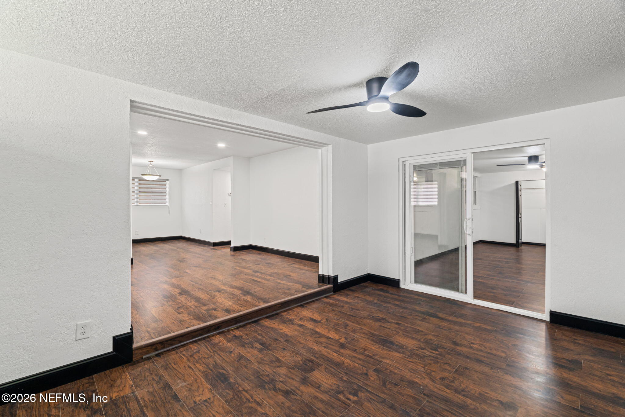 7032 Deauville Road Jacksonville, FL 32205 - Photo 9 of 43 family room