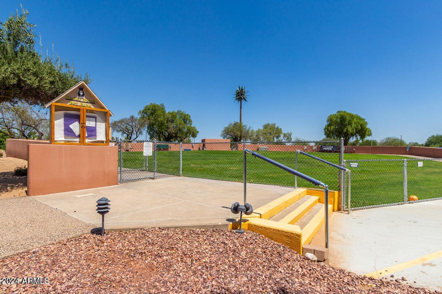 17200 West Bell Road, Unit 820 Surprise, AZ 85374 - Photo 8 of 13 dog park