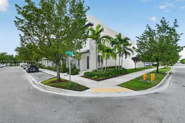 $5,500 | 10363 Northwest 63rd Terrace, Doral, FL 33178
