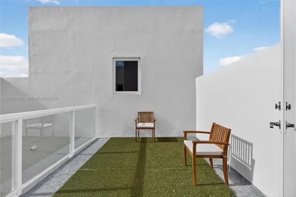 $5,500 | 10363 Northwest 63rd Terrace, Doral, FL 33178
