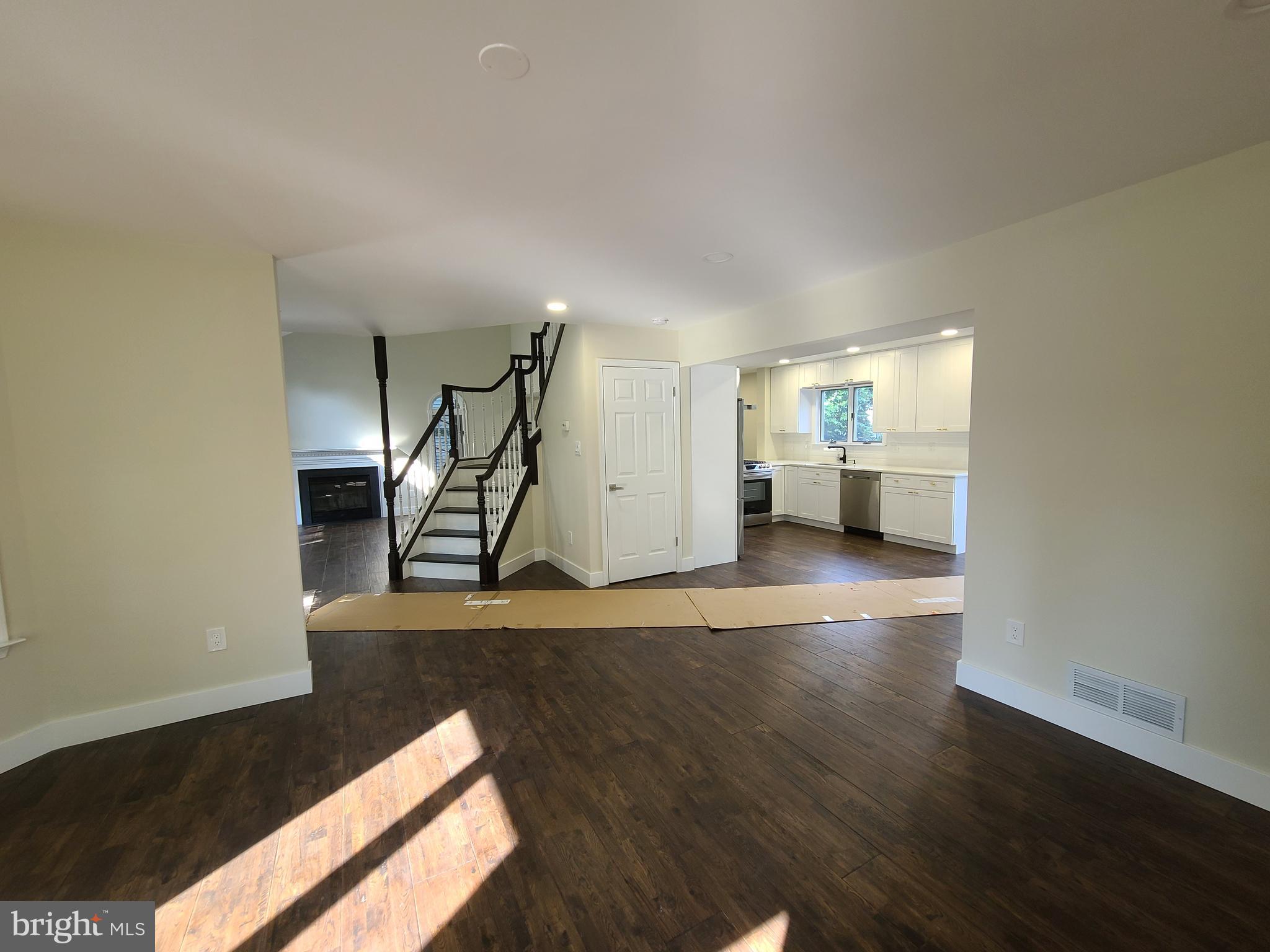 13013 Proctor Road Philadelphia, PA 19116 - Photo 12 of 25