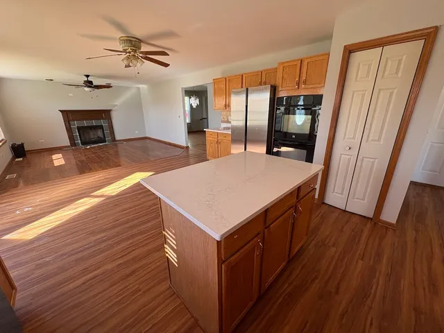 $449,900 | 23901 Cahills Way, Plainfield, IL 60586